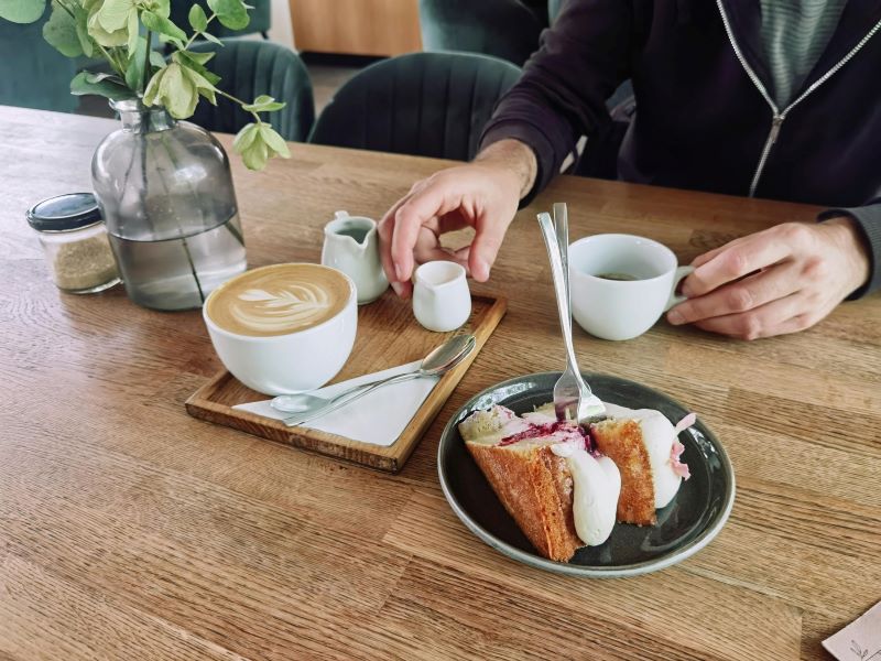 Cake with Sweet Condensed Milk